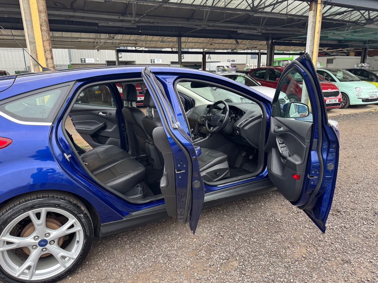 Used Ford Focus 2017 for sale - 78201571: Photo 28