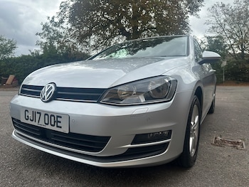 Used Volkswagen Golf 2017 for sale - 78576055: Photo