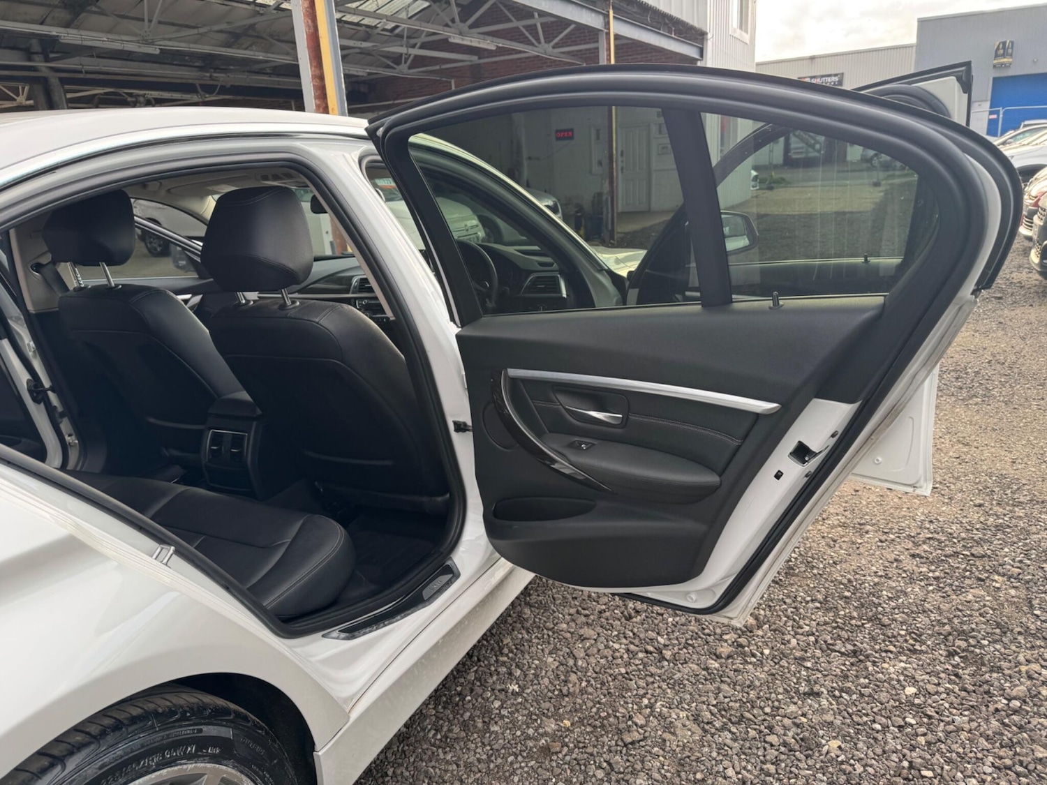 Used BMW 3 Series 2015 for sale - 78102413: Photo 30