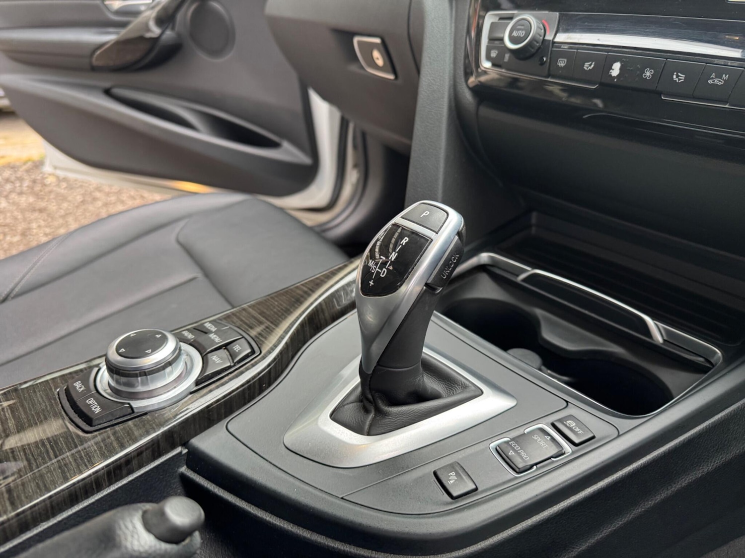 Used BMW 3 Series 2015 for sale - 78102413: Photo 6