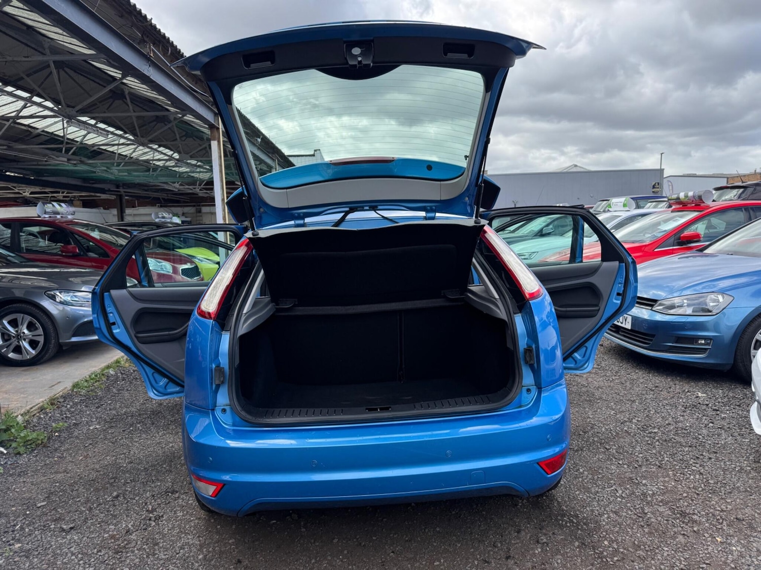 Used Ford Focus 2010 for sale - 78102417: Photo 16