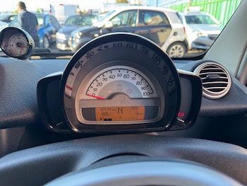 Used smart fortwo 2011 for sale - 78364777: Photo