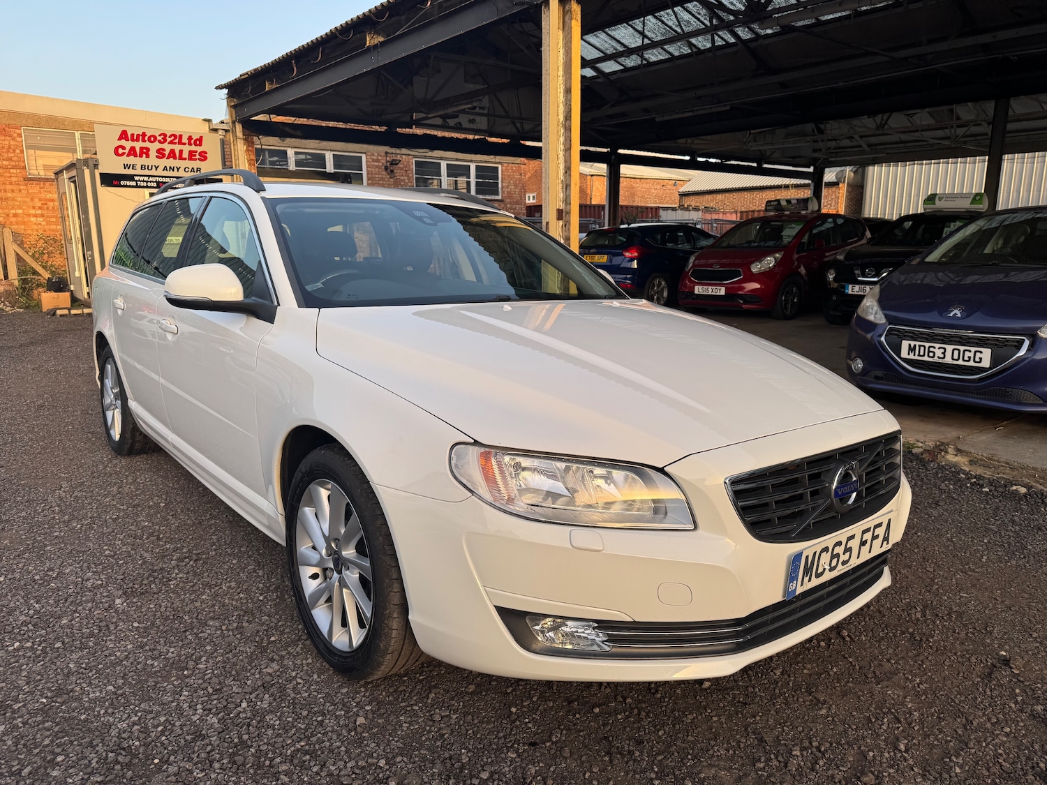 Used Volvo V70 2015 for sale - 78173070: Photo 1