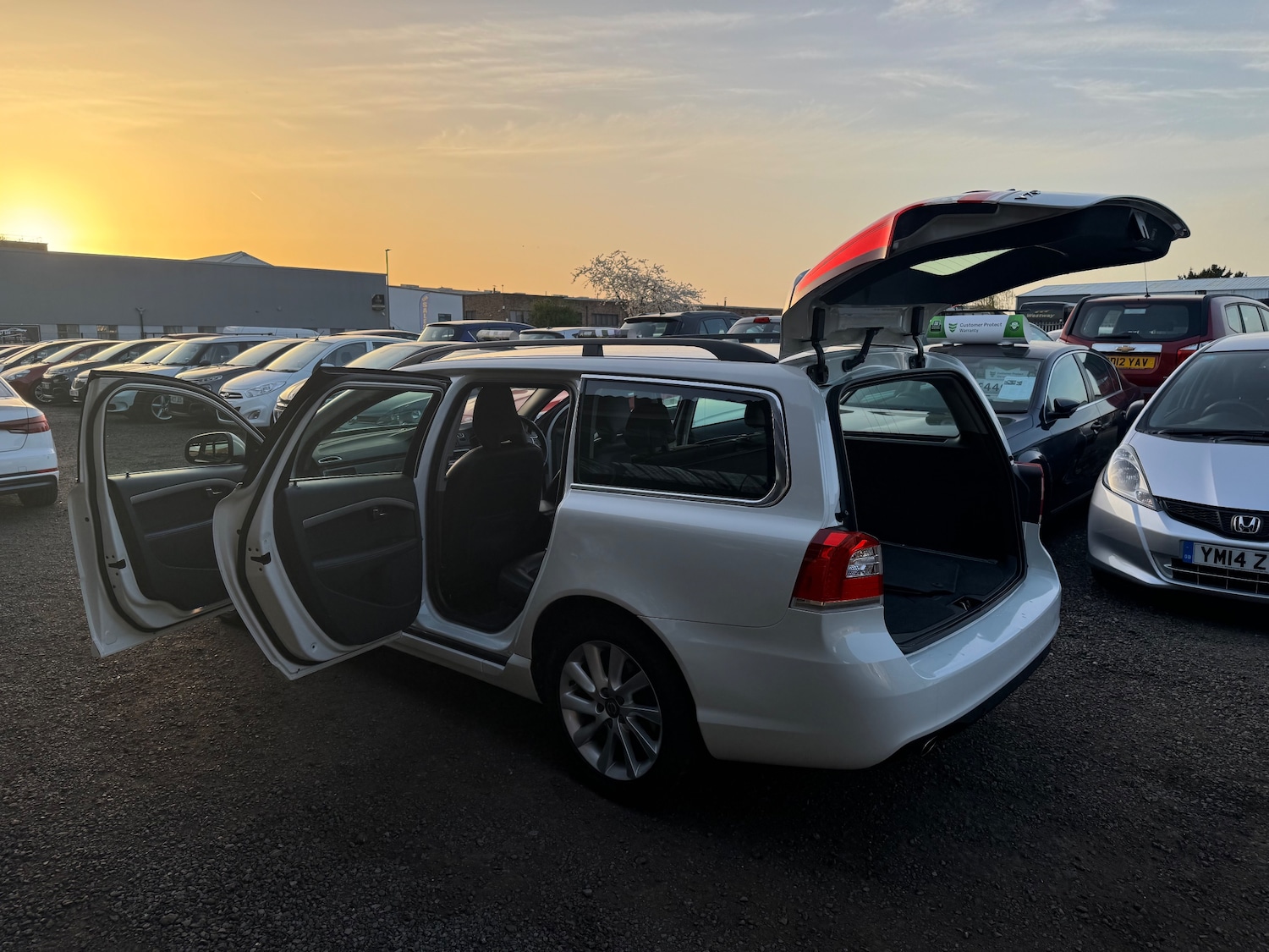 Used Volvo V70 2015 for sale - 78173070: Photo 18