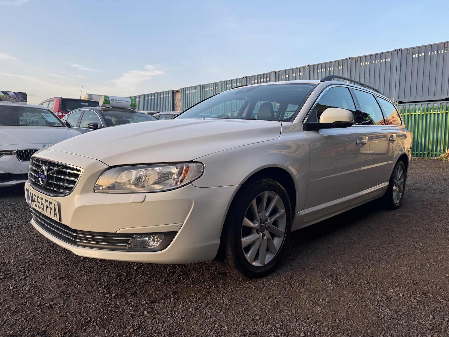 Used Volvo V70 2015 for sale - 78173070: Photo 3
