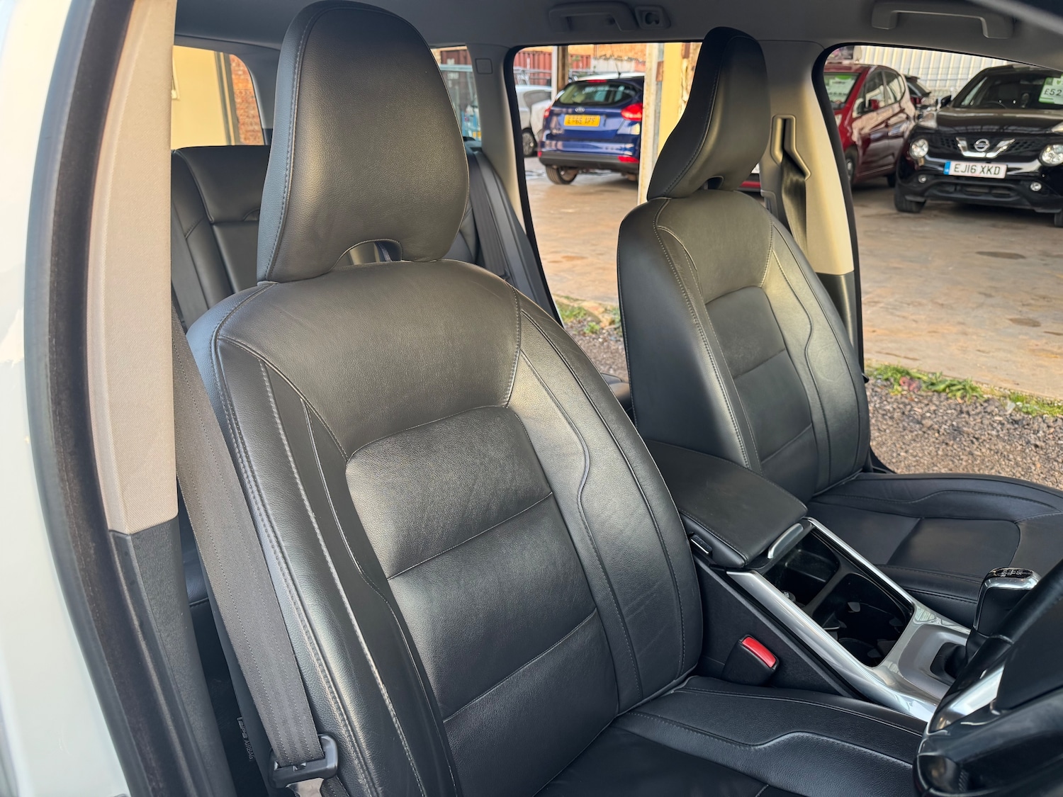 Used Volvo V70 2015 for sale - 78173070: Photo 34