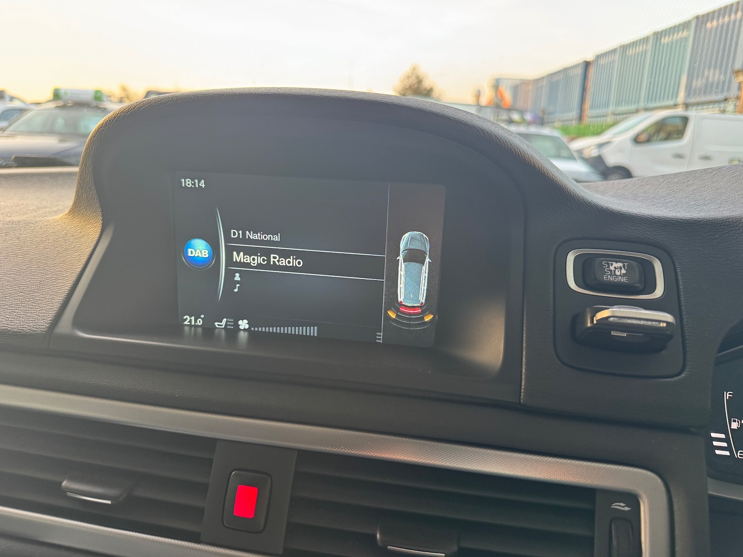 Used Volvo V70 2015 for sale - 78173070: Photo 37