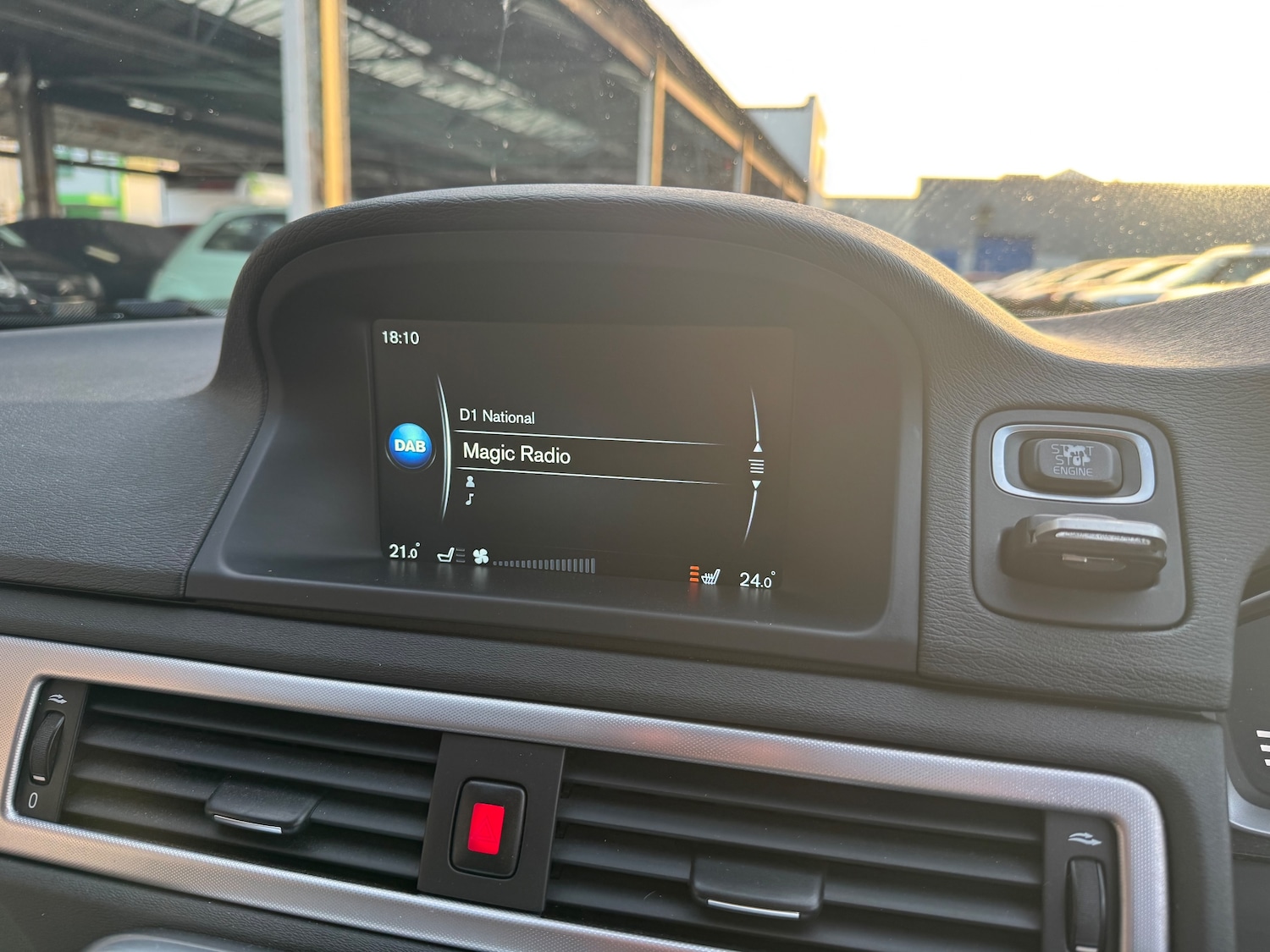 Used Volvo V70 2015 for sale - 78173070: Photo 46