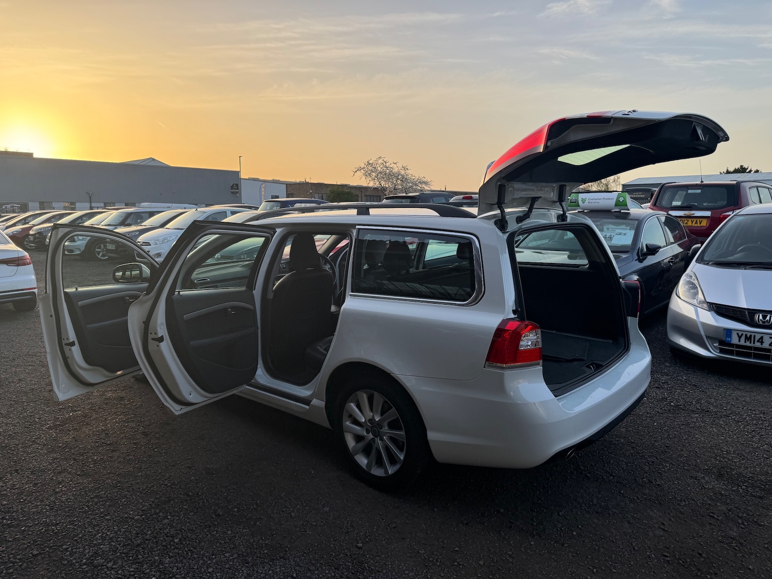 Used Volvo V70 2015 for sale - 78173070: Photo 5