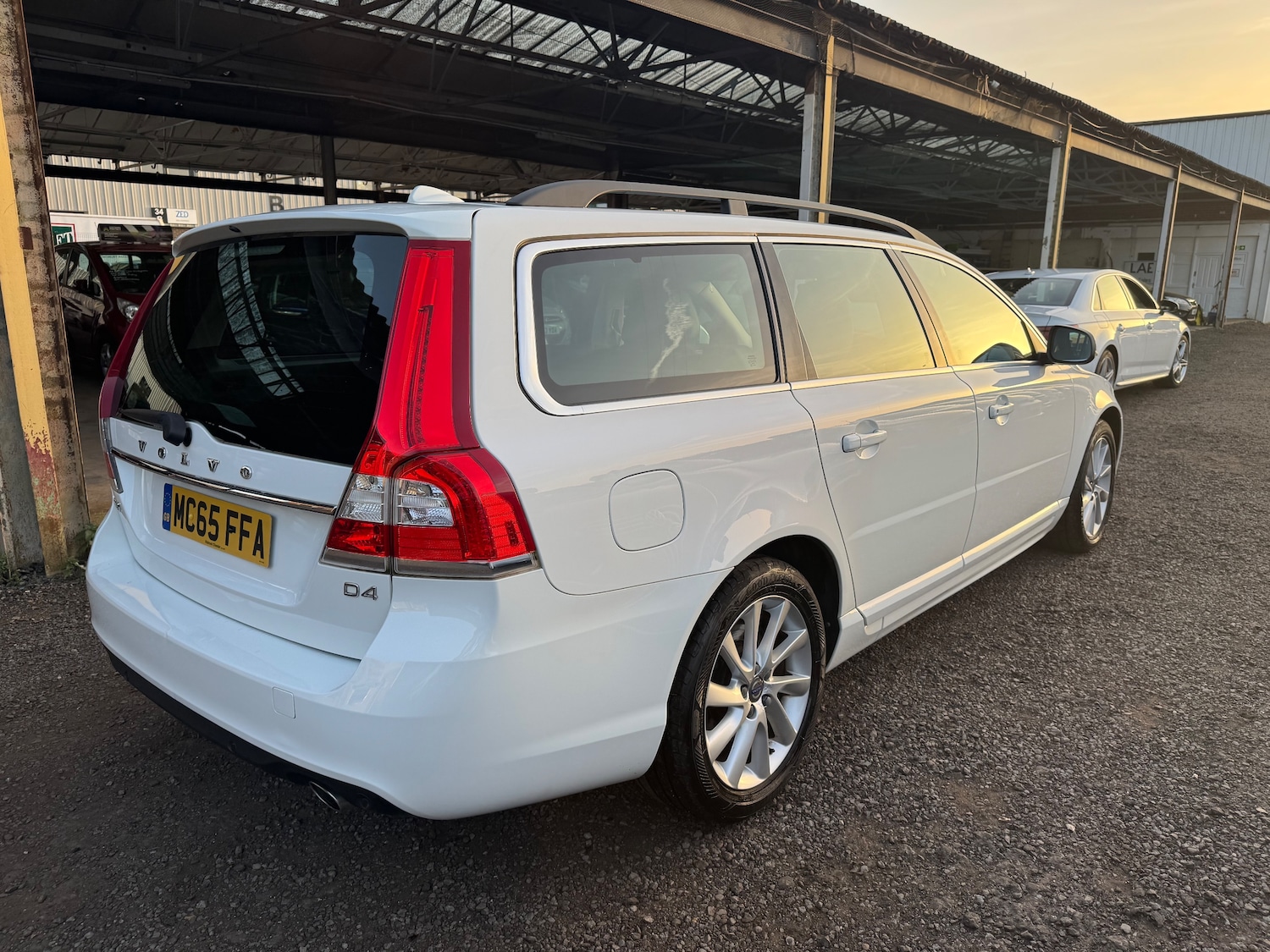 Used Volvo V70 2015 for sale - 78173070: Photo 7