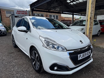 Used Peugeot 208 2019 for sale - 78584220: Photo
