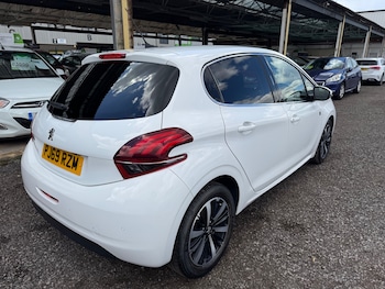 Used Peugeot 208 2019 for sale - 78584220: Photo