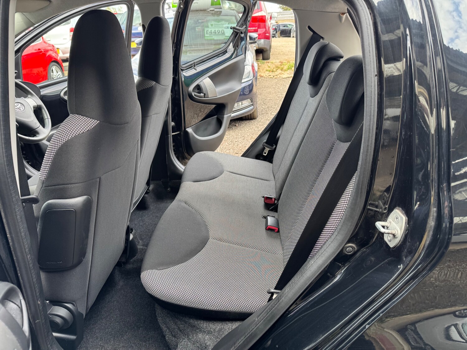 Used Toyota AYGO 2014 for sale - 78213343: Photo 25