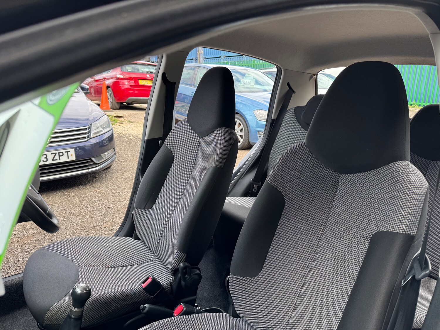 Used Toyota AYGO 2014 for sale - 78213343: Photo 28