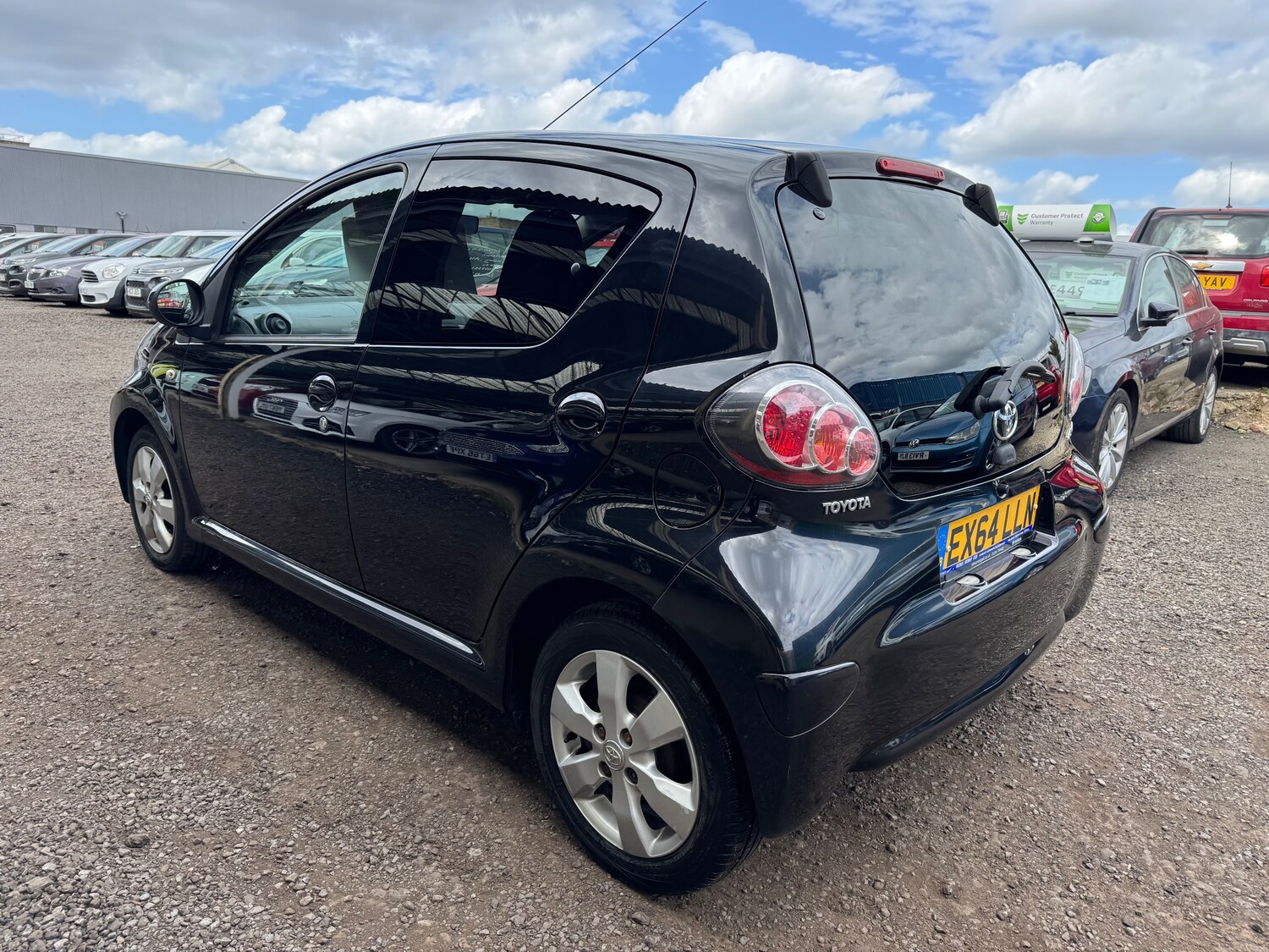 Used Toyota AYGO 2014 for sale - 78213343: Photo 33