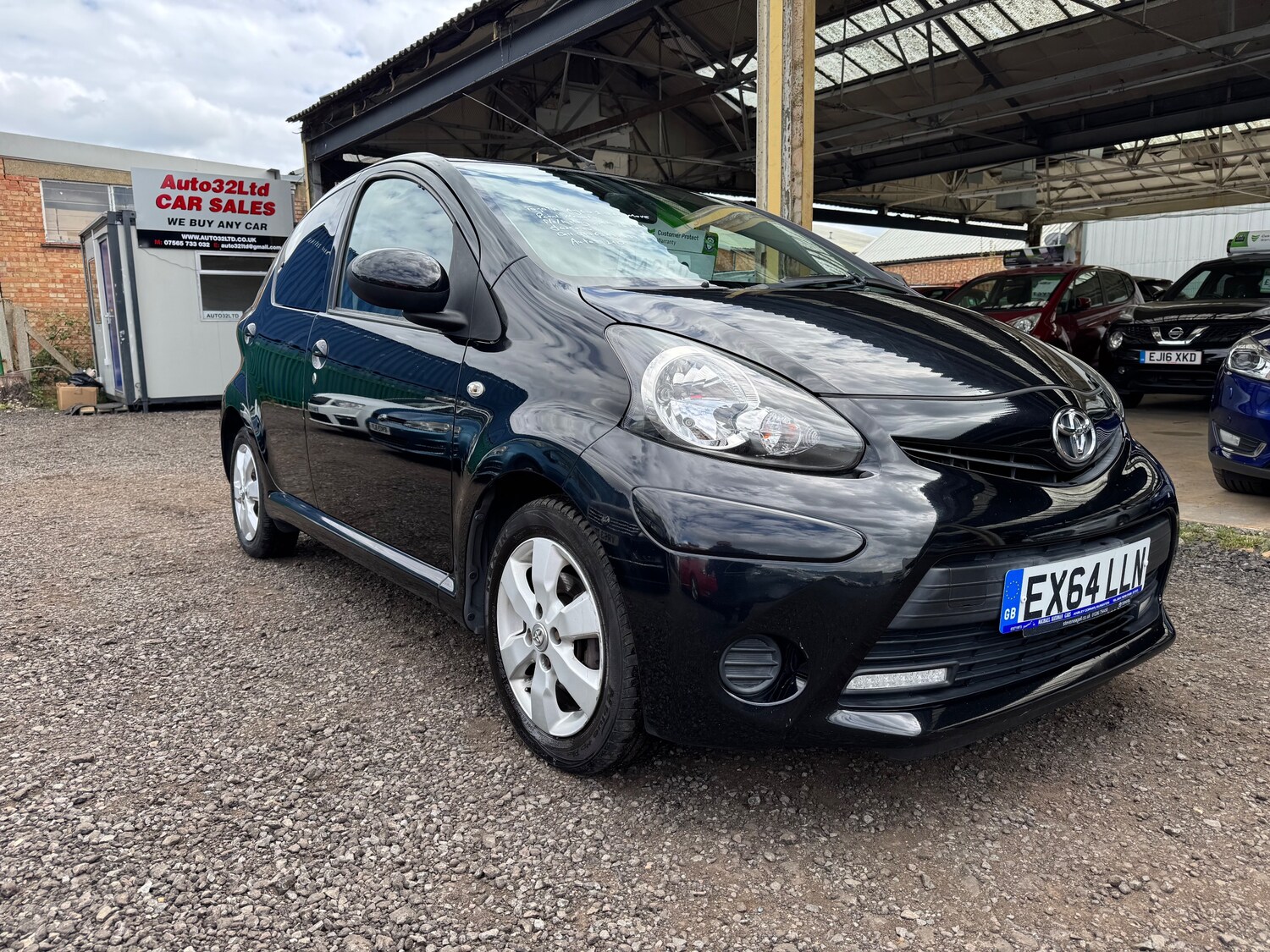 Used Toyota AYGO 2014 for sale - 78213343: Photo 35