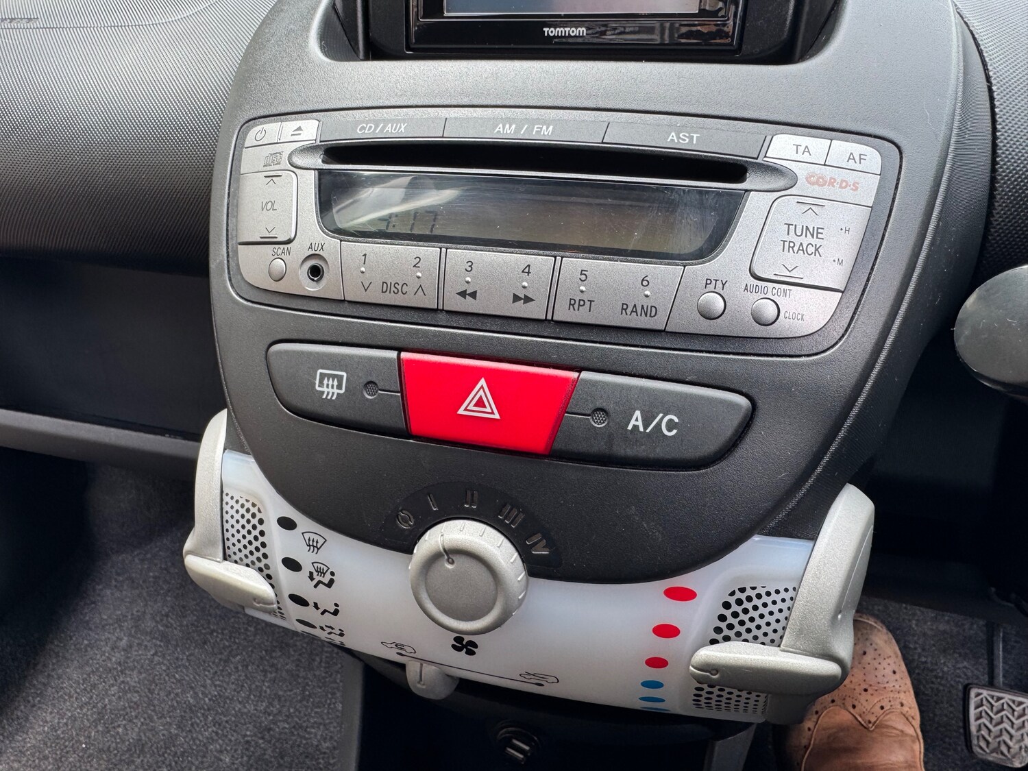 Used Toyota AYGO 2014 for sale - 78213343: Photo 9