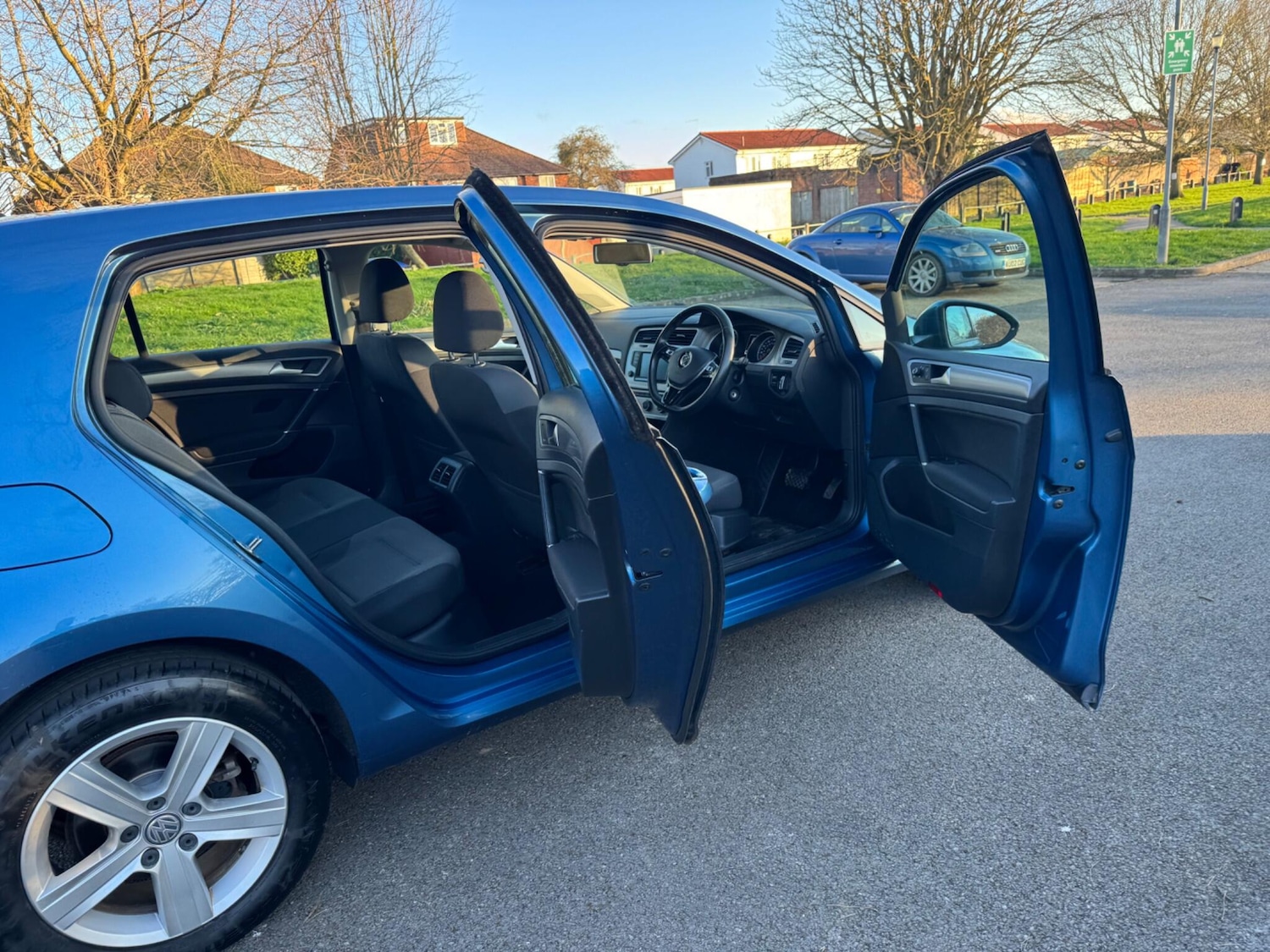 Used Volkswagen Golf for sale - 78102425: Photo 17