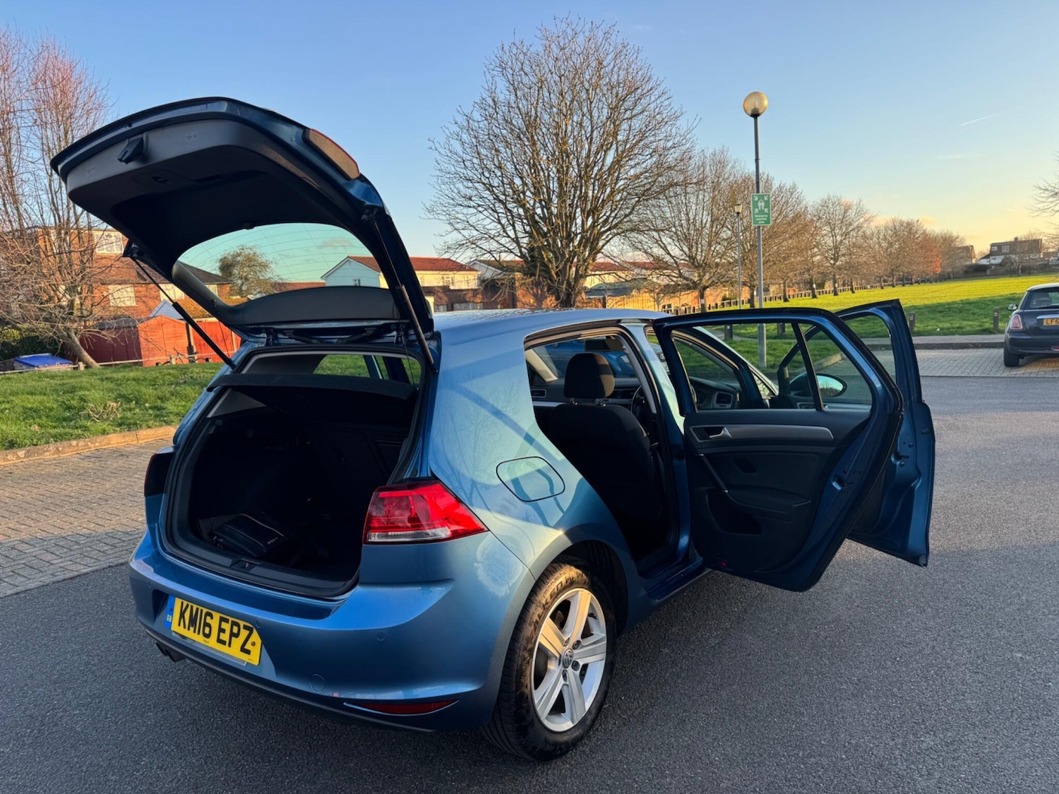 Used Volkswagen Golf for sale - 78102425: Photo 18