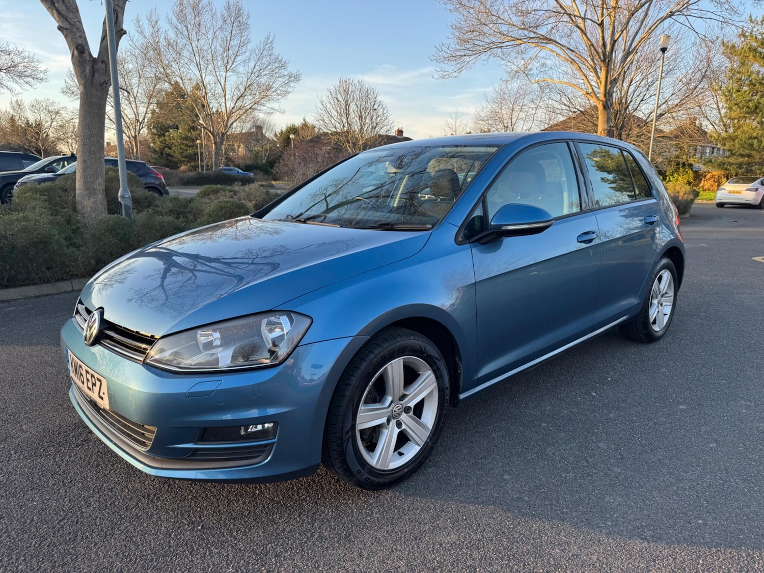 Used Volkswagen Golf for sale - 78102425: Photo 2