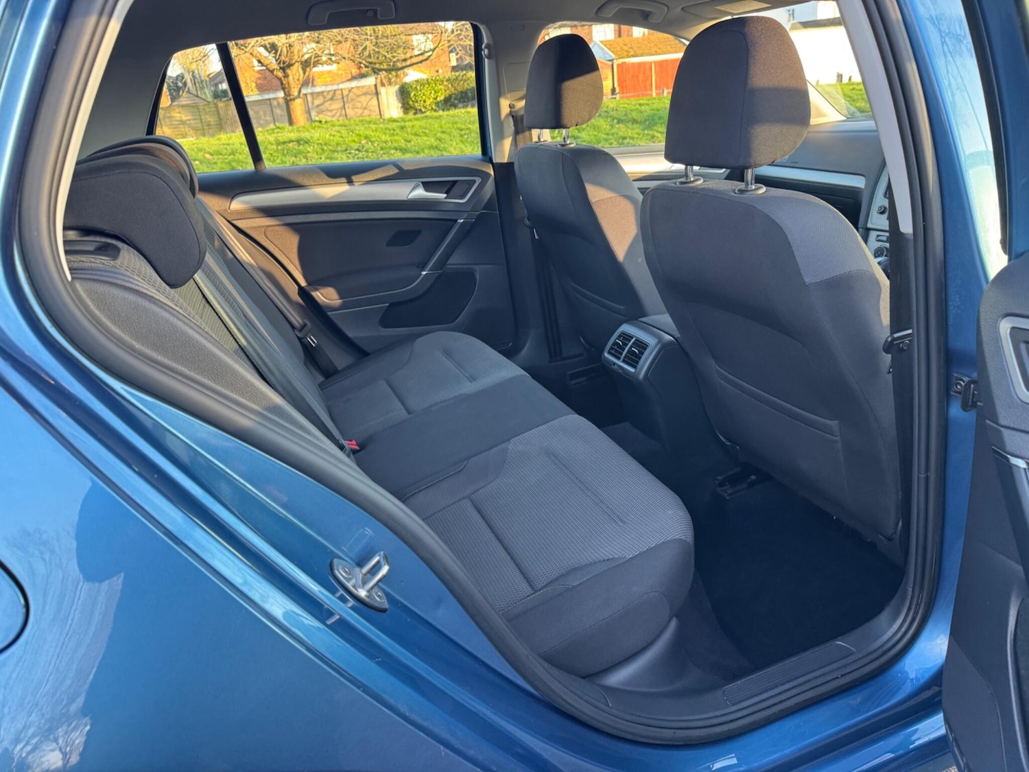 Used Volkswagen Golf for sale - 78102425: Photo 28