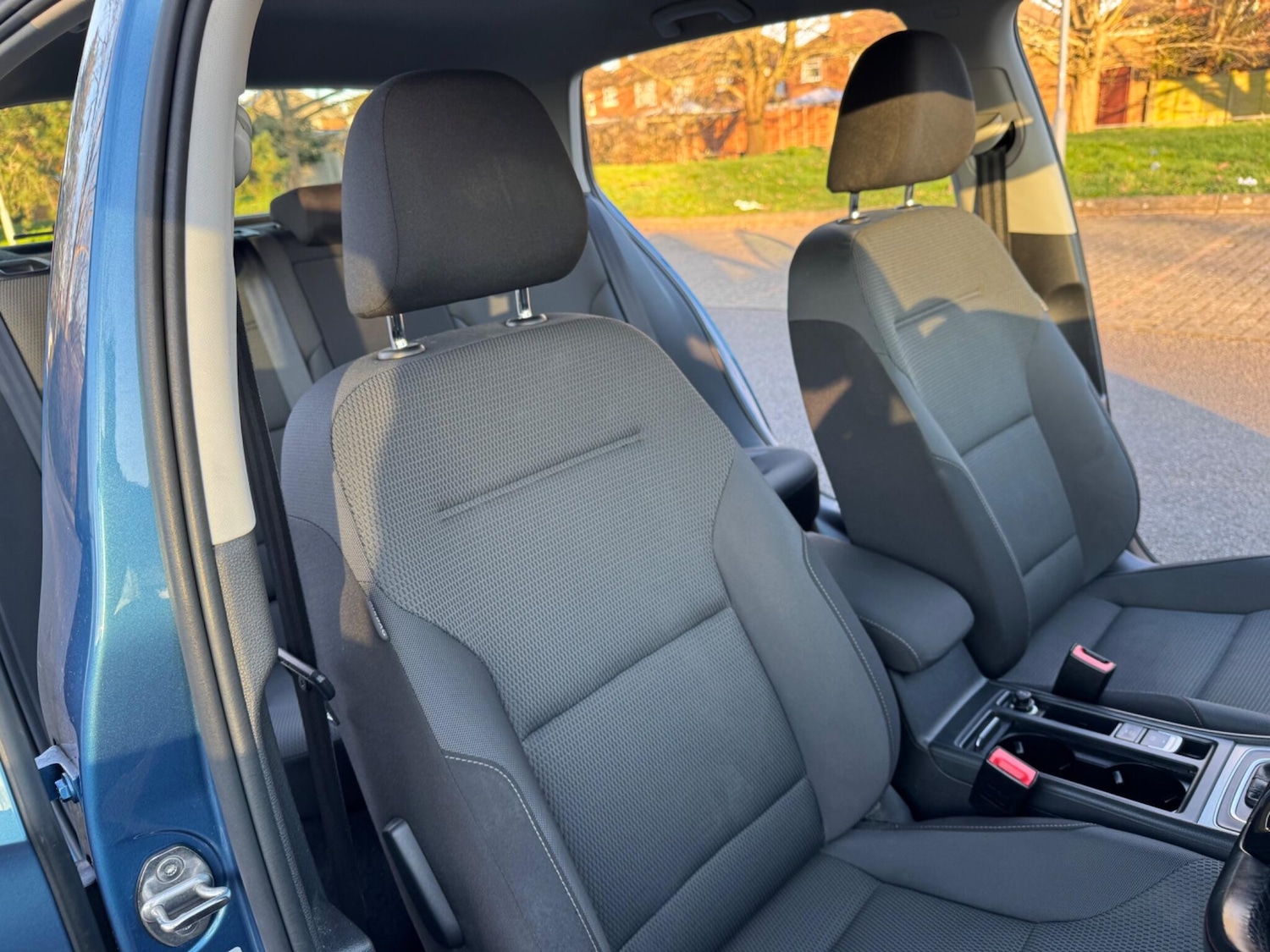 Used Volkswagen Golf for sale - 78102425: Photo 31