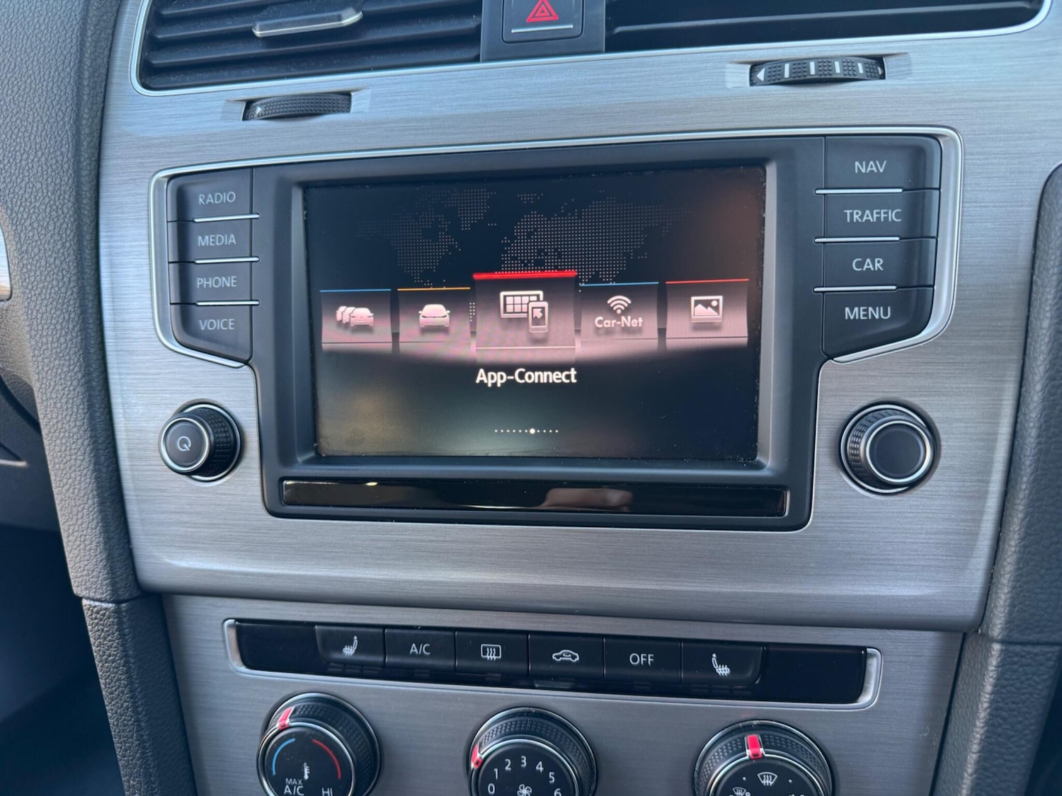 Used Volkswagen Golf for sale - 78102425: Photo 39