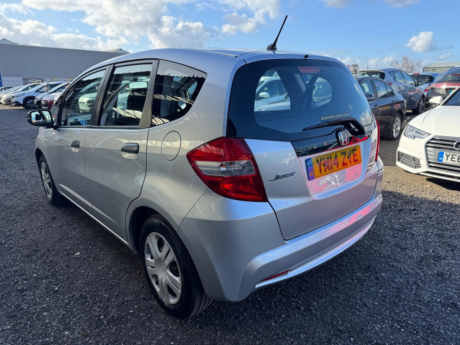 Used Honda Jazz 2014 for sale - 78086153: Photo 32