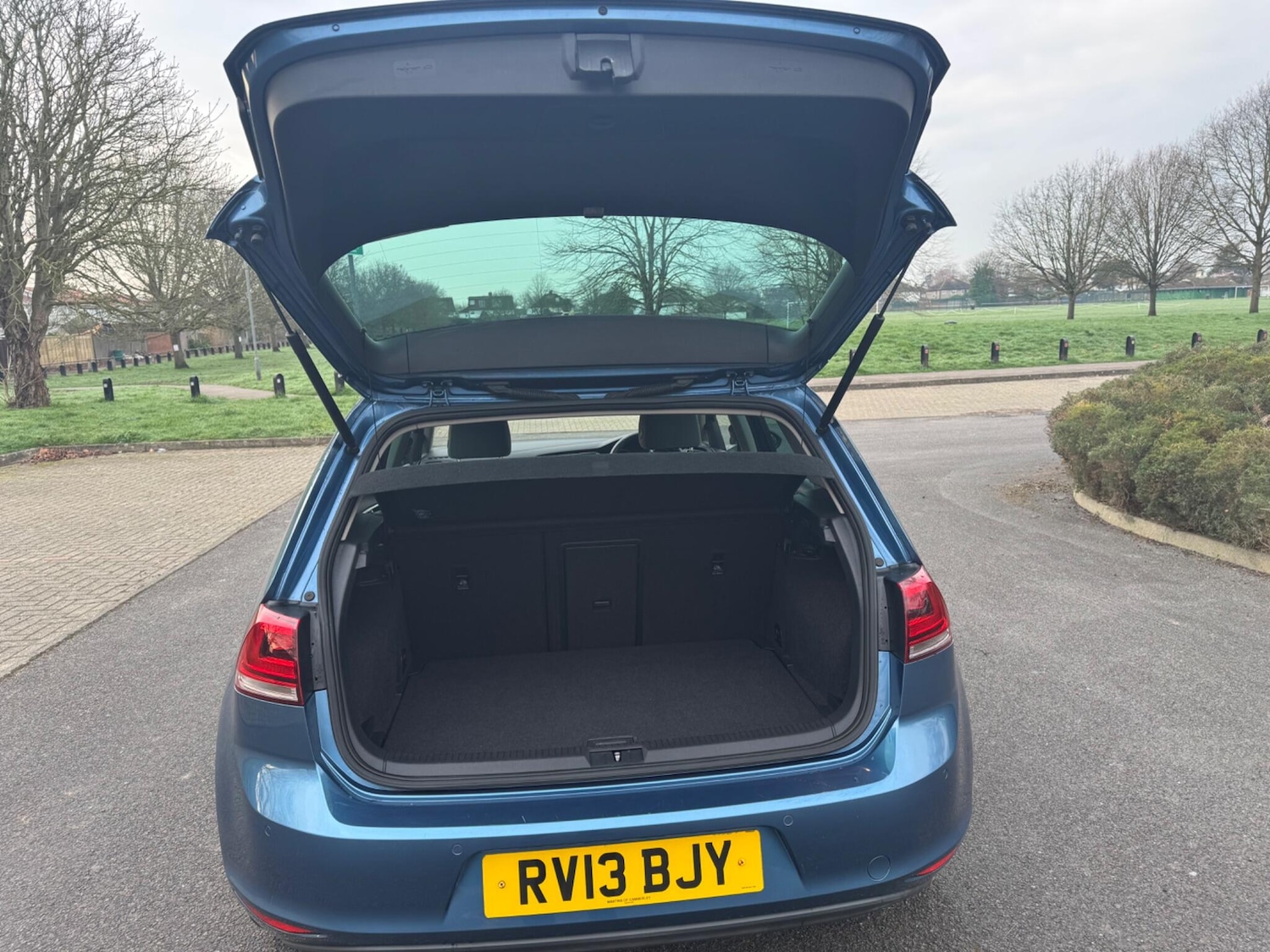 Used Volkswagen Golf 2013 for sale - 78085893: Photo 10