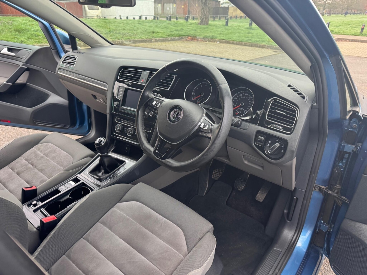 Used Volkswagen Golf 2013 for sale - 78085893: Photo 30