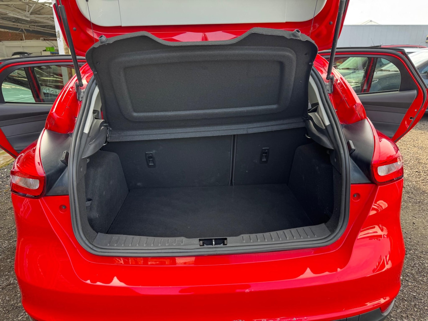 Used Ford Focus 2015 for sale - 78102416: Photo 15