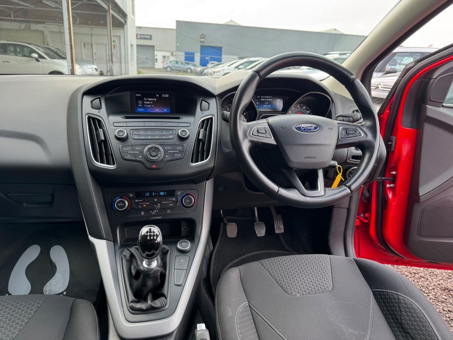 Used Ford Focus 2015 for sale - 78102416: Photo 4