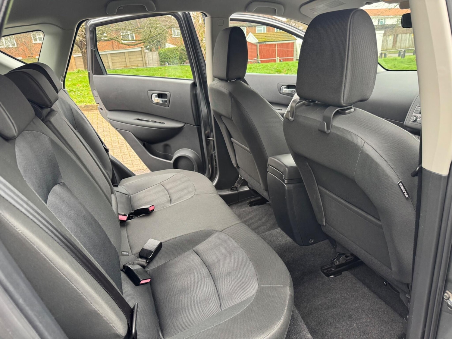 Used Nissan Qashqai 2011 for sale - 78086149: Photo 24