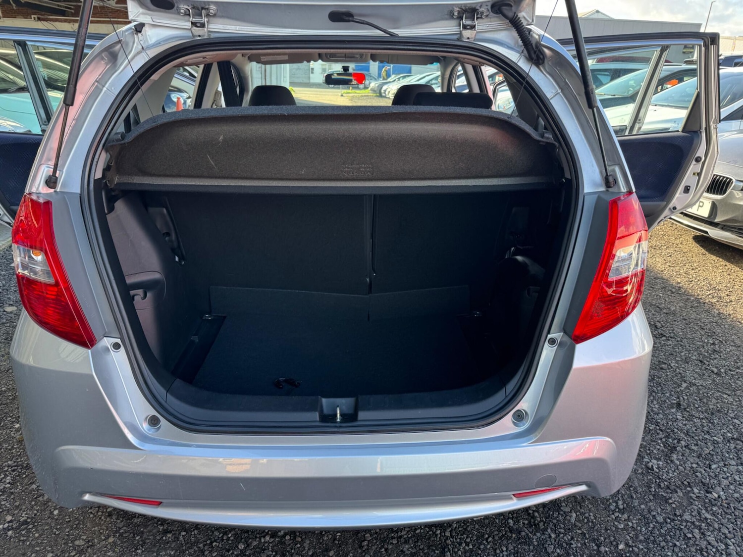 Used Honda Jazz 2014 for sale - 78102418: Photo 14