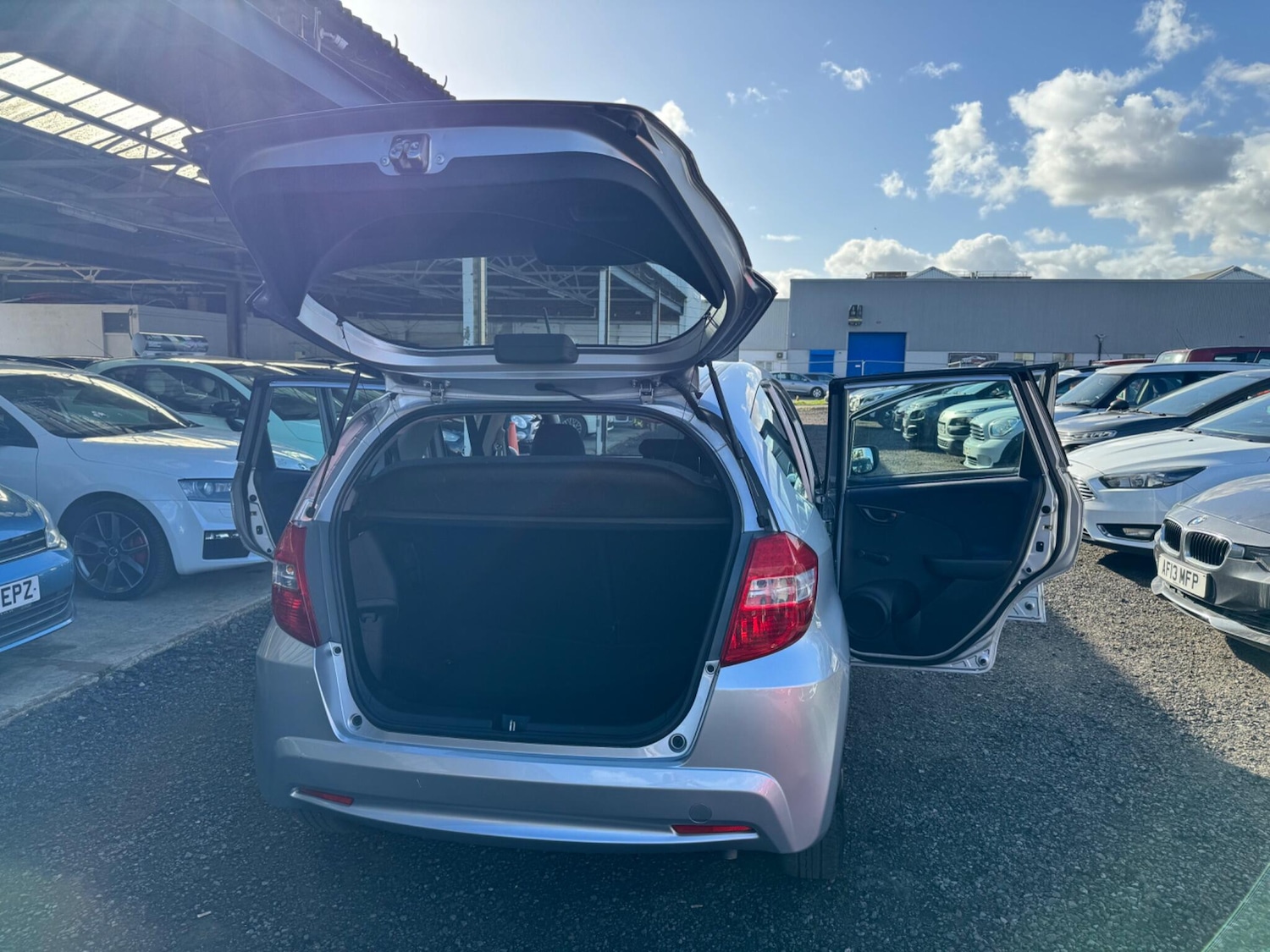 Used Honda Jazz 2014 for sale - 78102418: Photo 20