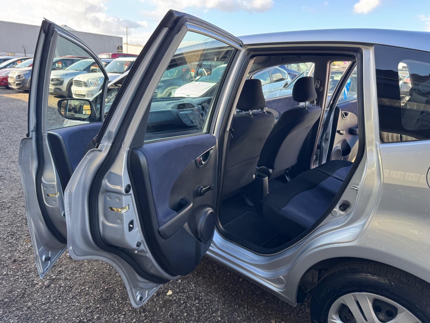 Used Honda Jazz 2014 for sale - 78102418: Photo 31