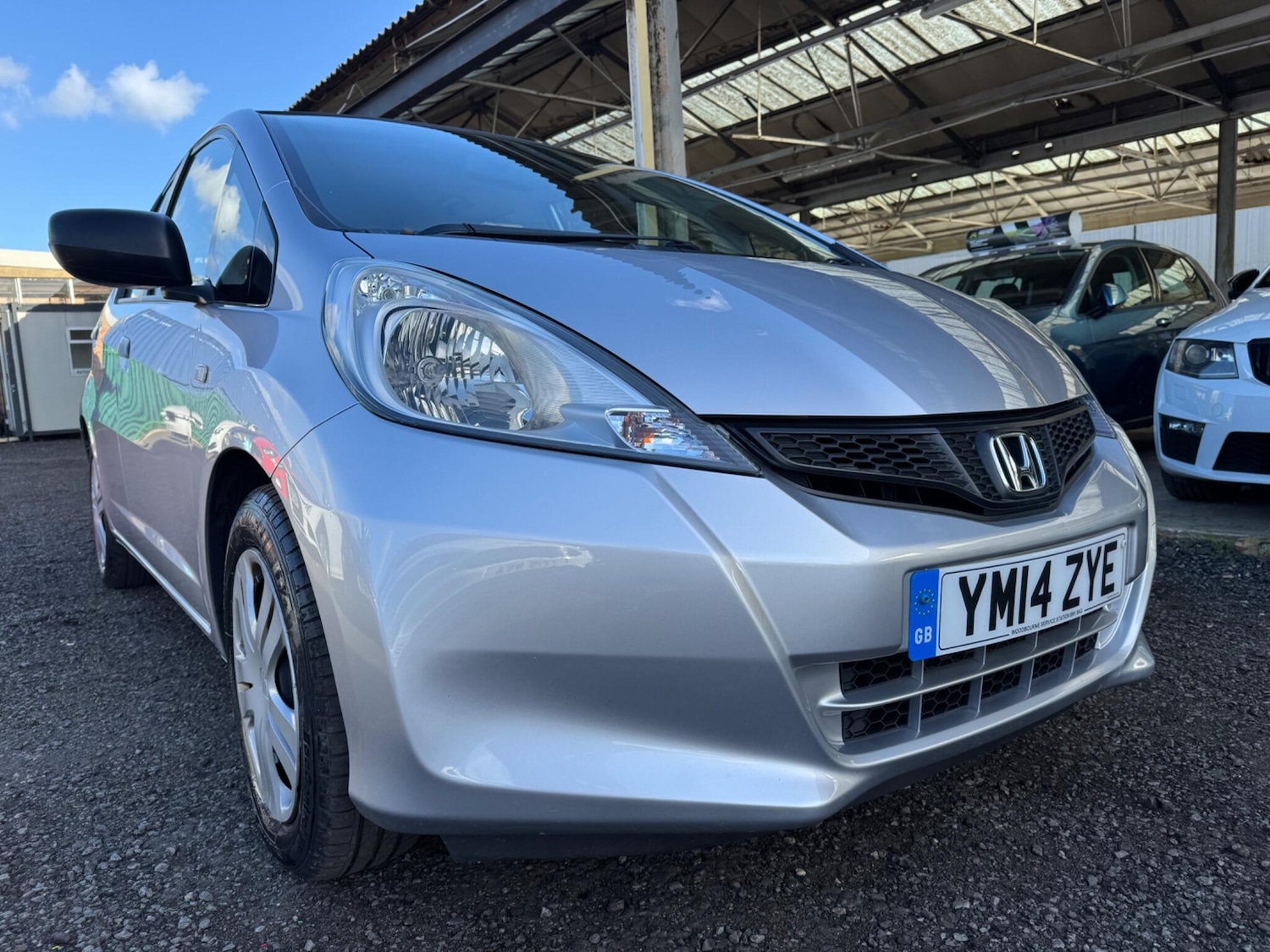 Used Honda Jazz 2014 for sale - 78102418: Photo 9