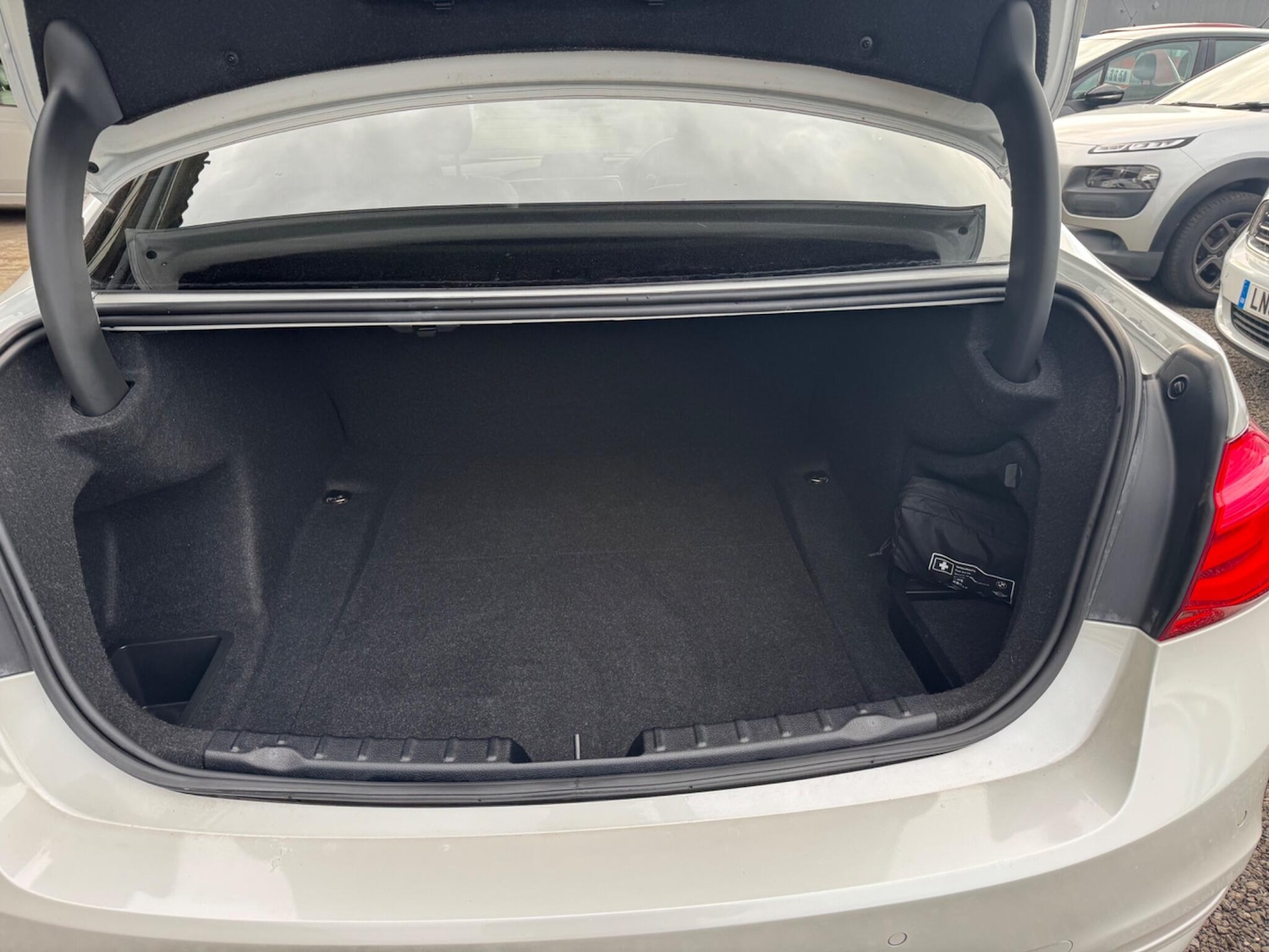 Used BMW 3 Series 2015 for sale - 78086145: Photo 11