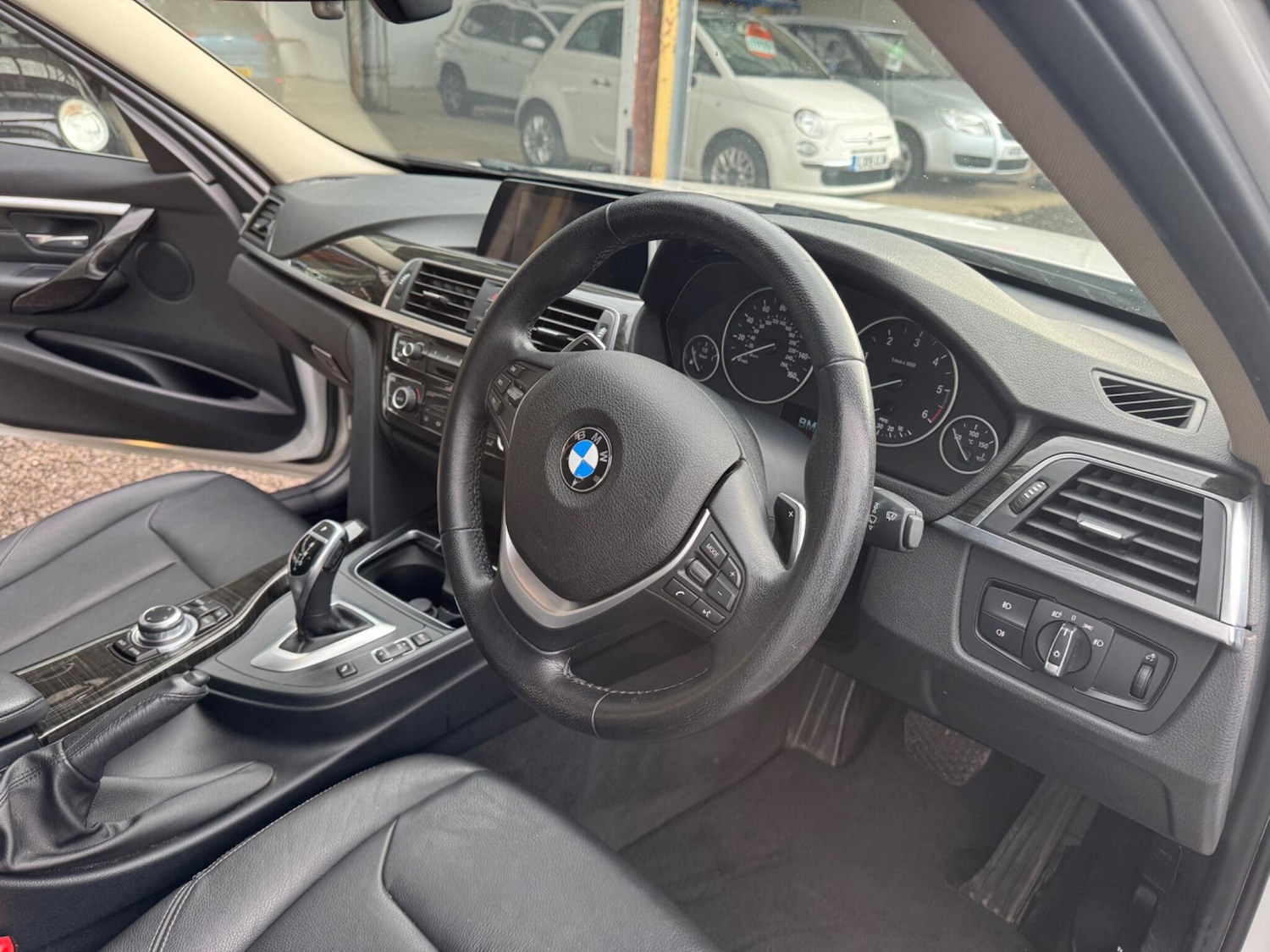 Used BMW 3 Series 2015 for sale - 78086145: Photo 38