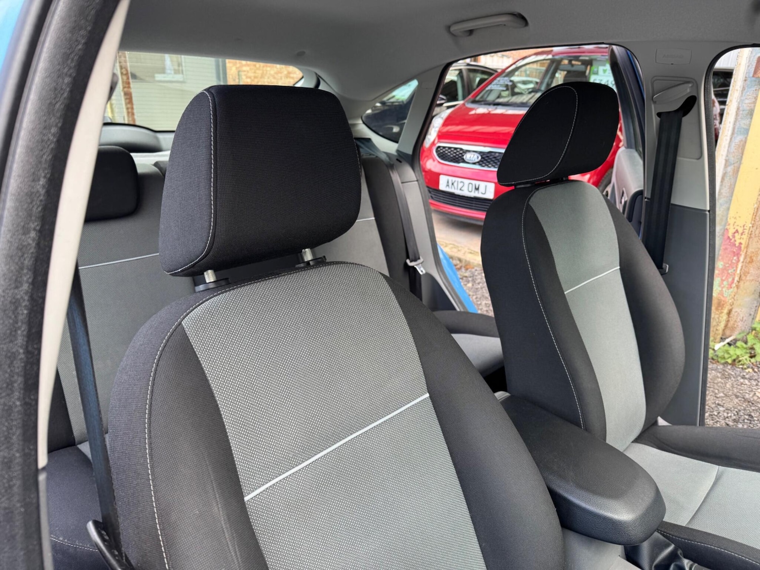 Used Ford Focus 2010 for sale - 78086346: Photo 12