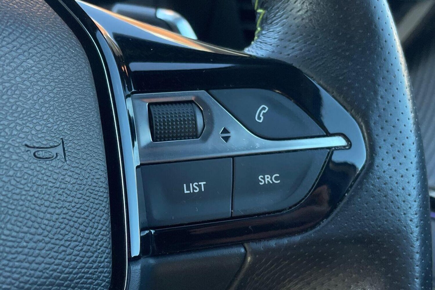 Used Peugeot 208 2020 for sale - 76772933: Photo 18