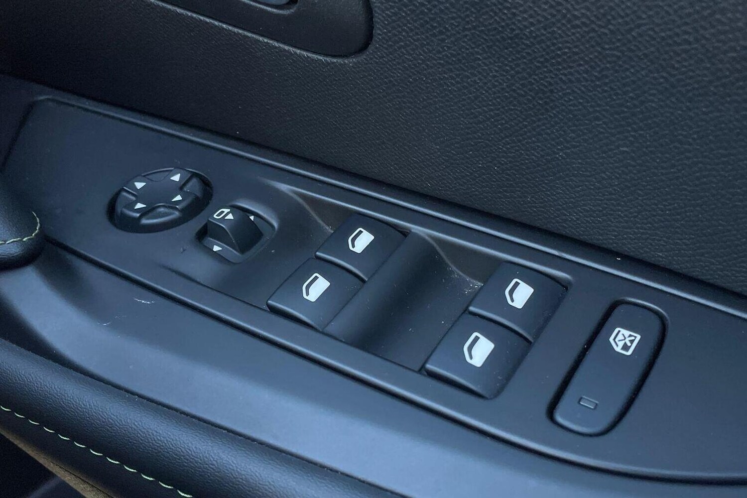 Used Peugeot 208 2020 for sale - 76772933: Photo 21