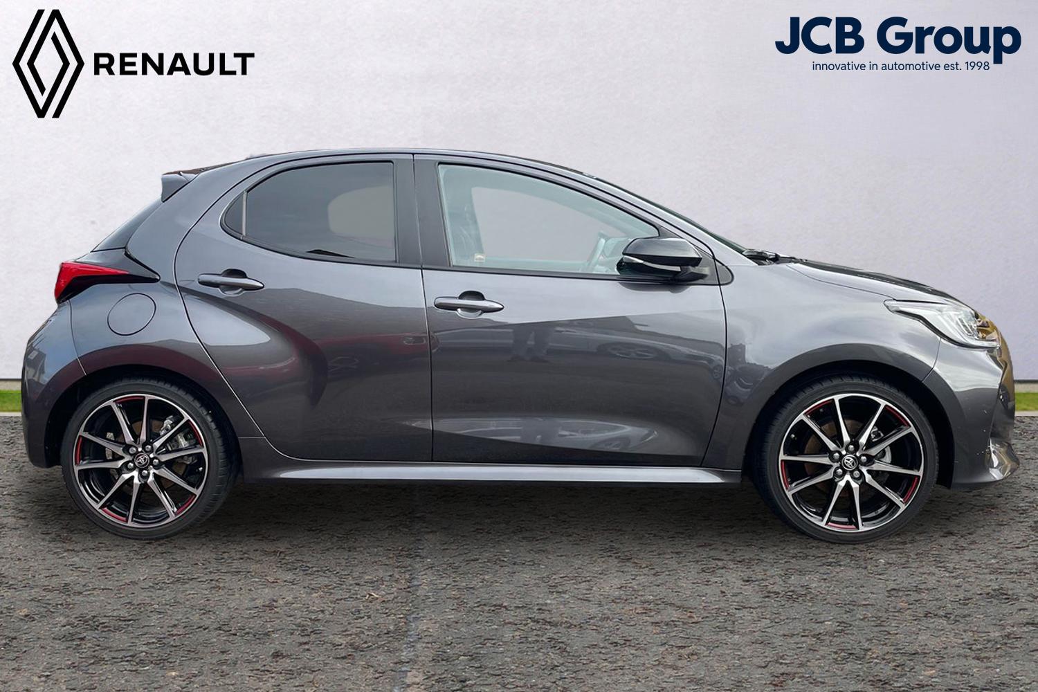 Used Toyota Yaris 2024 for sale - 76954188: Photo 4