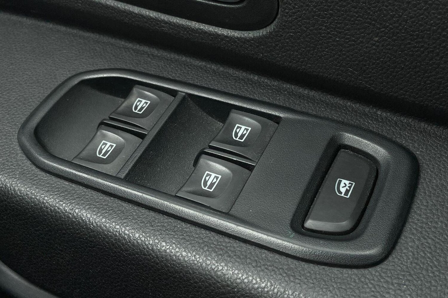 Used Dacia Duster 2019 for sale - 76673652: Photo 21