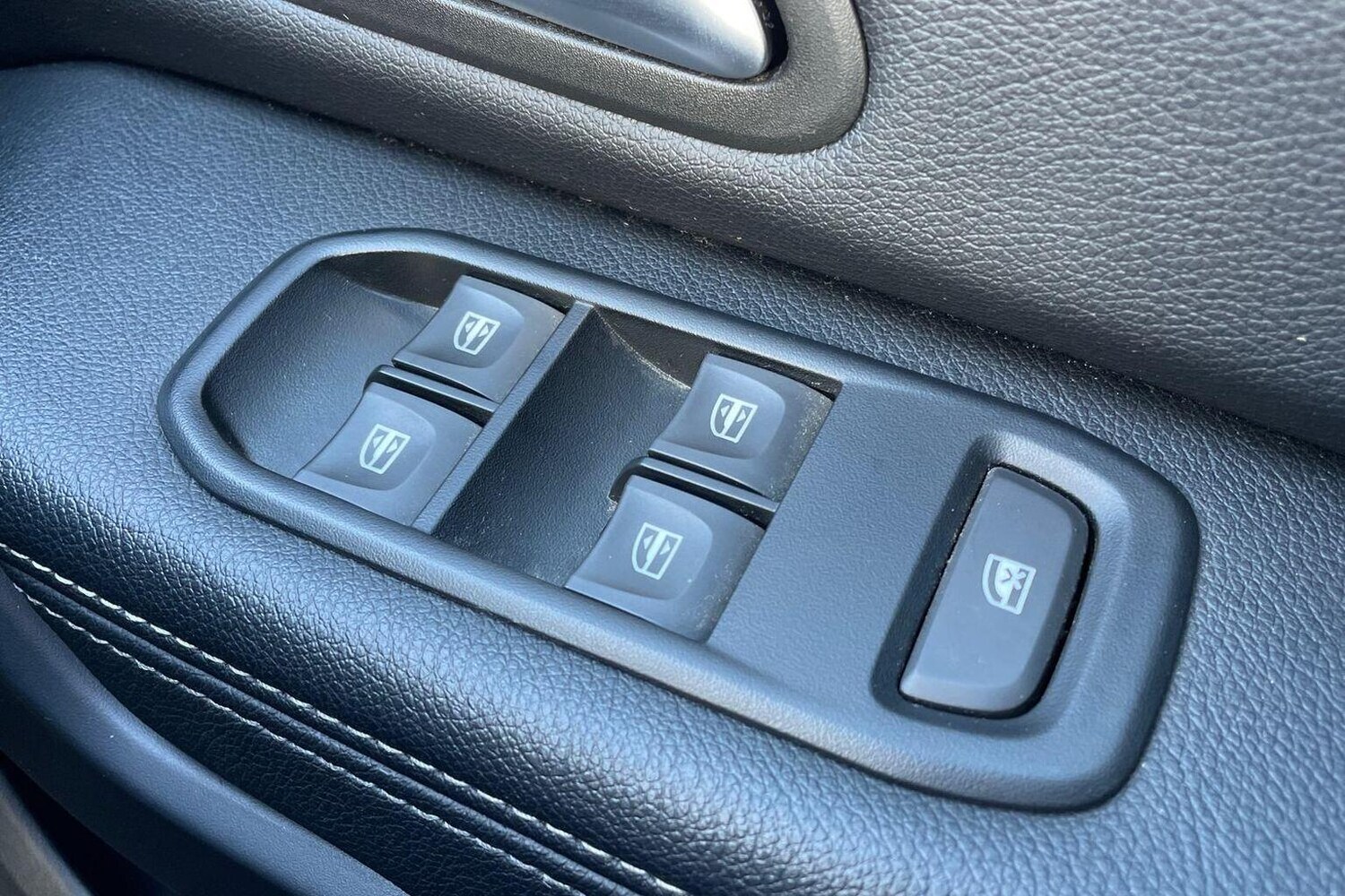 Used Dacia Duster 2021 for sale - 76674608: Photo 21