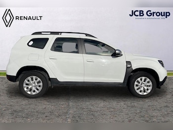 Used Dacia Duster 2022 for sale - 76954088: Photo