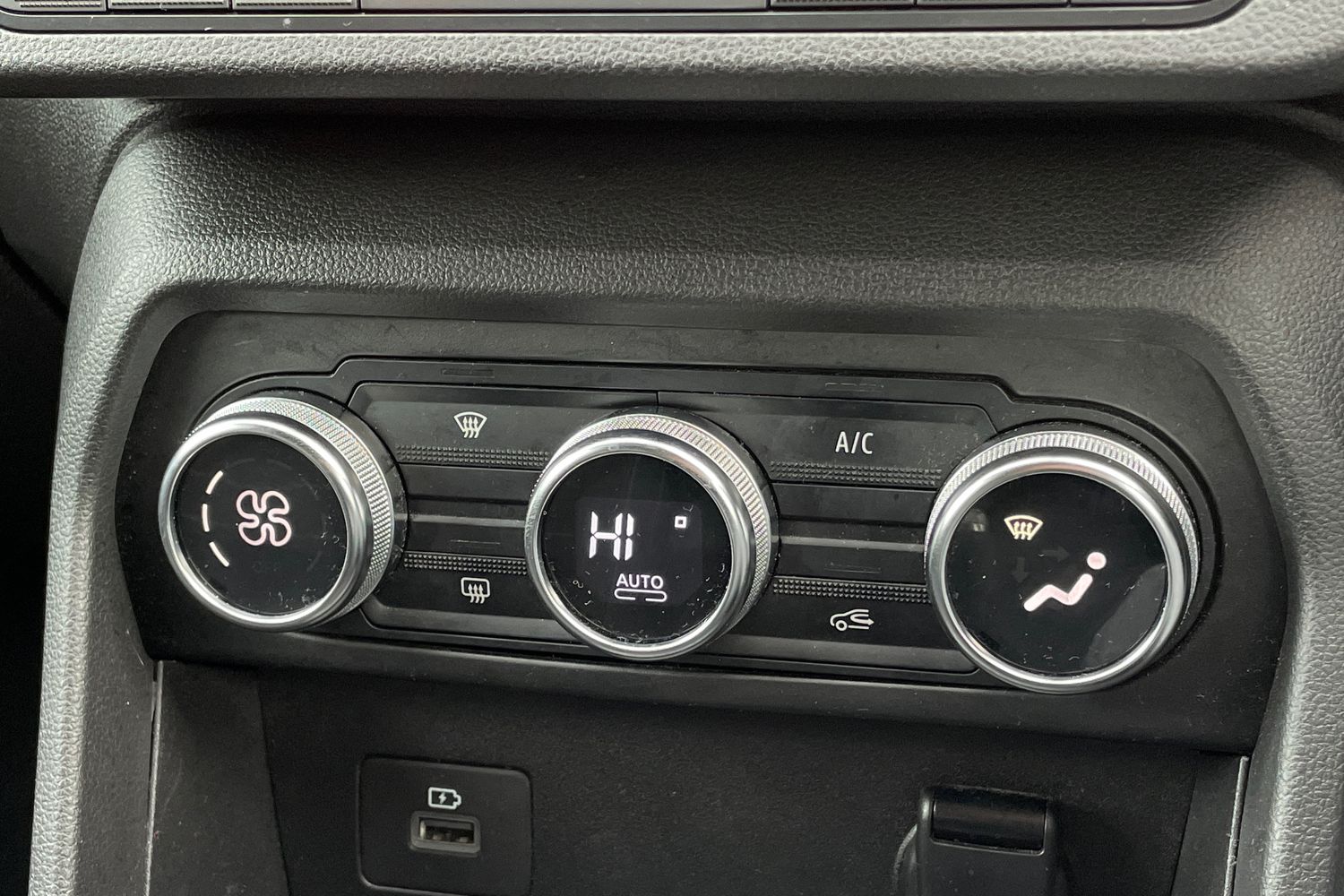 Used Dacia Jogger 2023 for sale - 76954089: Photo 16