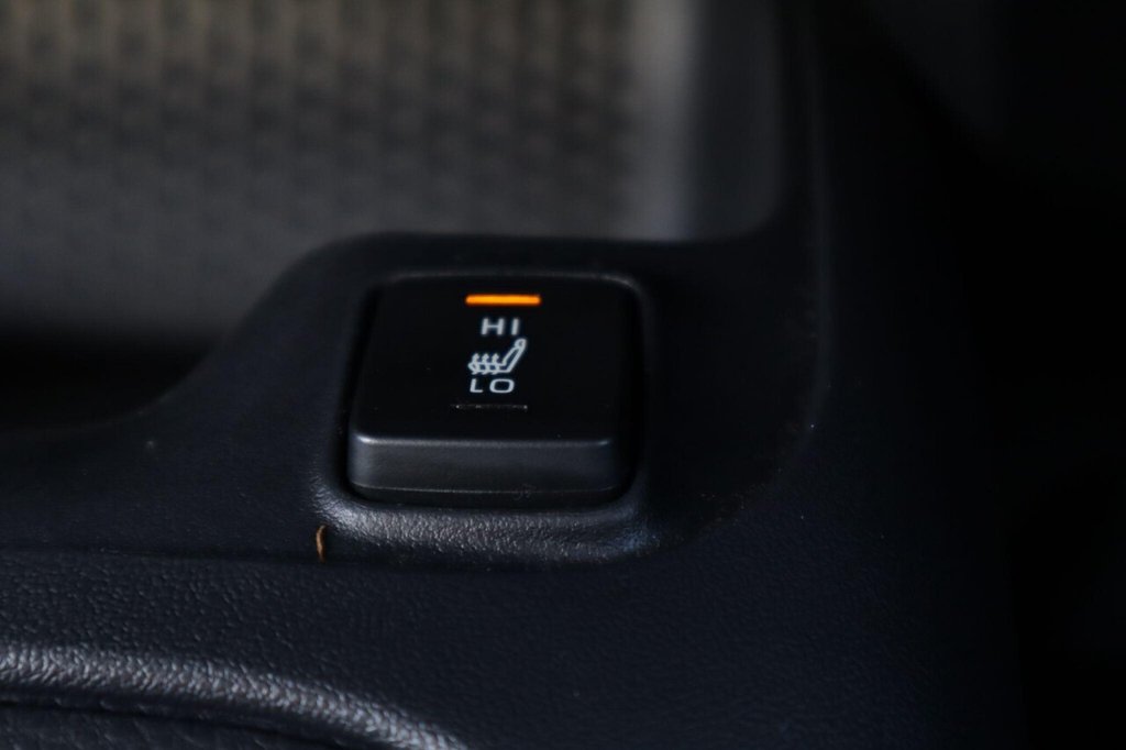 Used Toyota Corolla 2020 for sale - 76570216: Photo 24