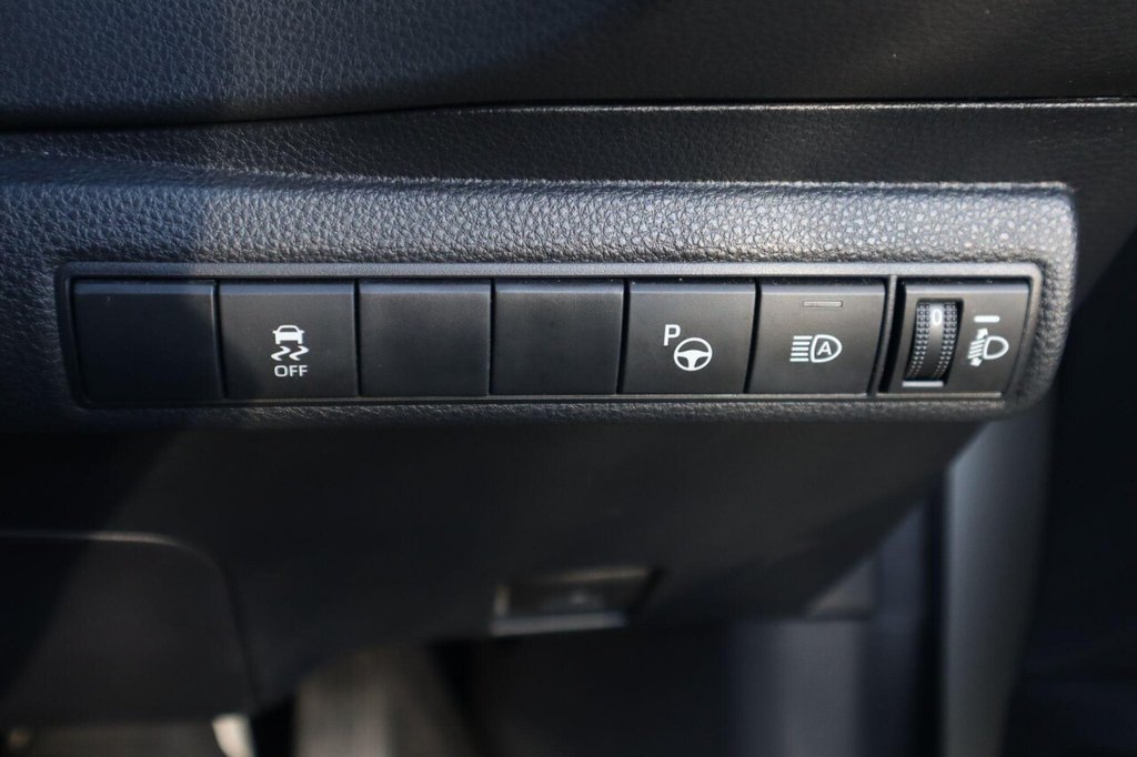 Used Toyota Corolla 2020 for sale - 76570216: Photo 25
