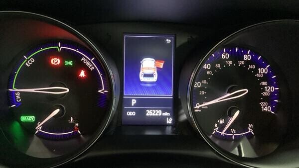 Used Toyota C-HR 2023 for sale - 77609212: Photo 10